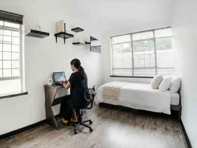 SERVICIO DE  HABITACIONES EN RESIDENCIAS EN BOGOTÁ